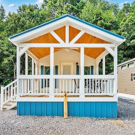4 Heron Haus, Luxury Tiny House, Pet Friendly, Mins To Downtown غنترسفيل المظهر الخارجي الصورة