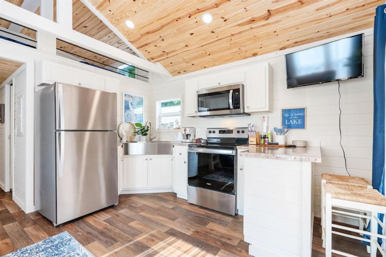 4 Heron Haus, Luxury Tiny House, Pet Friendly, Mins To Downtown غنترسفيل المظهر الخارجي الصورة