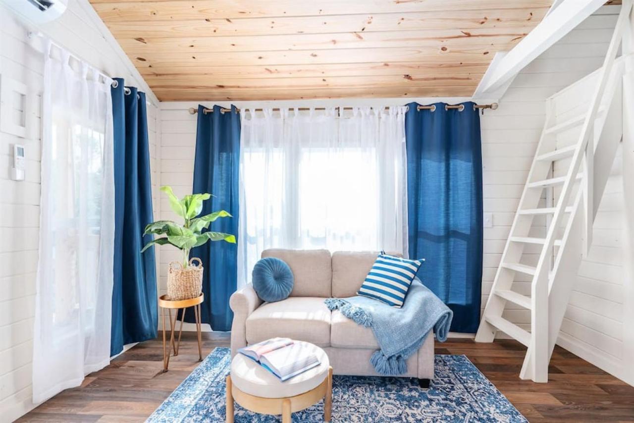 4 Heron Haus, Luxury Tiny House, Pet Friendly, Mins To Downtown غنترسفيل المظهر الخارجي الصورة
